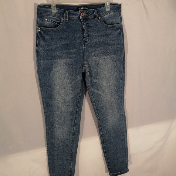 WBB Royalty For Me Ladies Slim Leg Medium Wash Blue Jeans - Picture 1 of 7